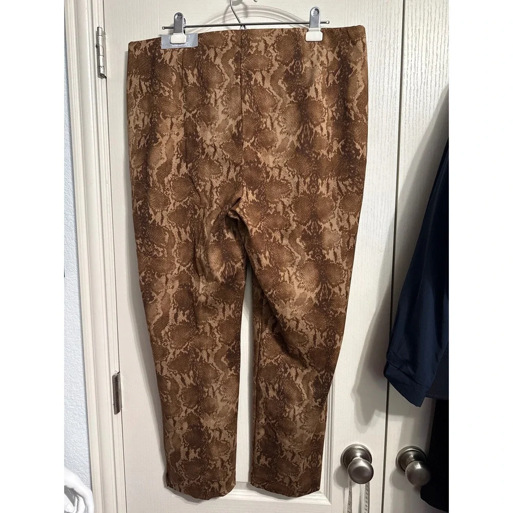 Chicos So Slimming 360 Juliet Slim Leg Pull On Pants Snake Print Career Office 3